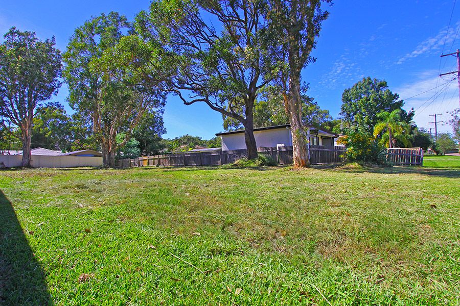 13 Manoa Road, BUDGEWOI NSW 2262, Image 2