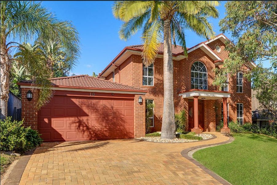 4 bedrooms House in 10 Fernleigh Close CHERRYBROOK NSW, 2126