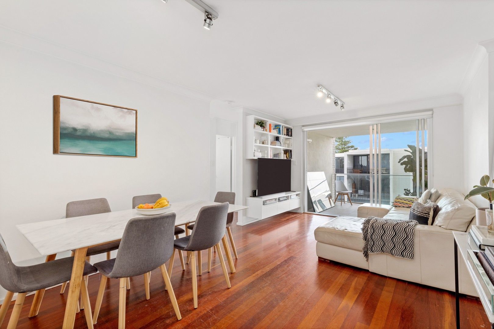 2 bedrooms Apartment / Unit / Flat in 28/22-28 Wellington Street BONDI NSW, 2026