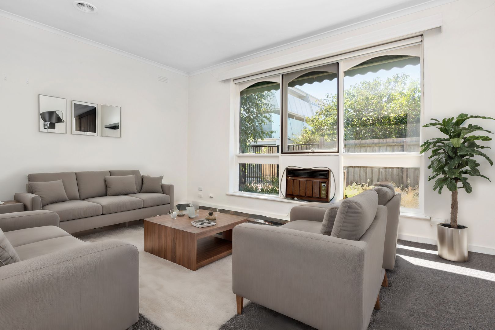 3 bedrooms House in 2/40 Elm Grove BALACLAVA VIC, 3183