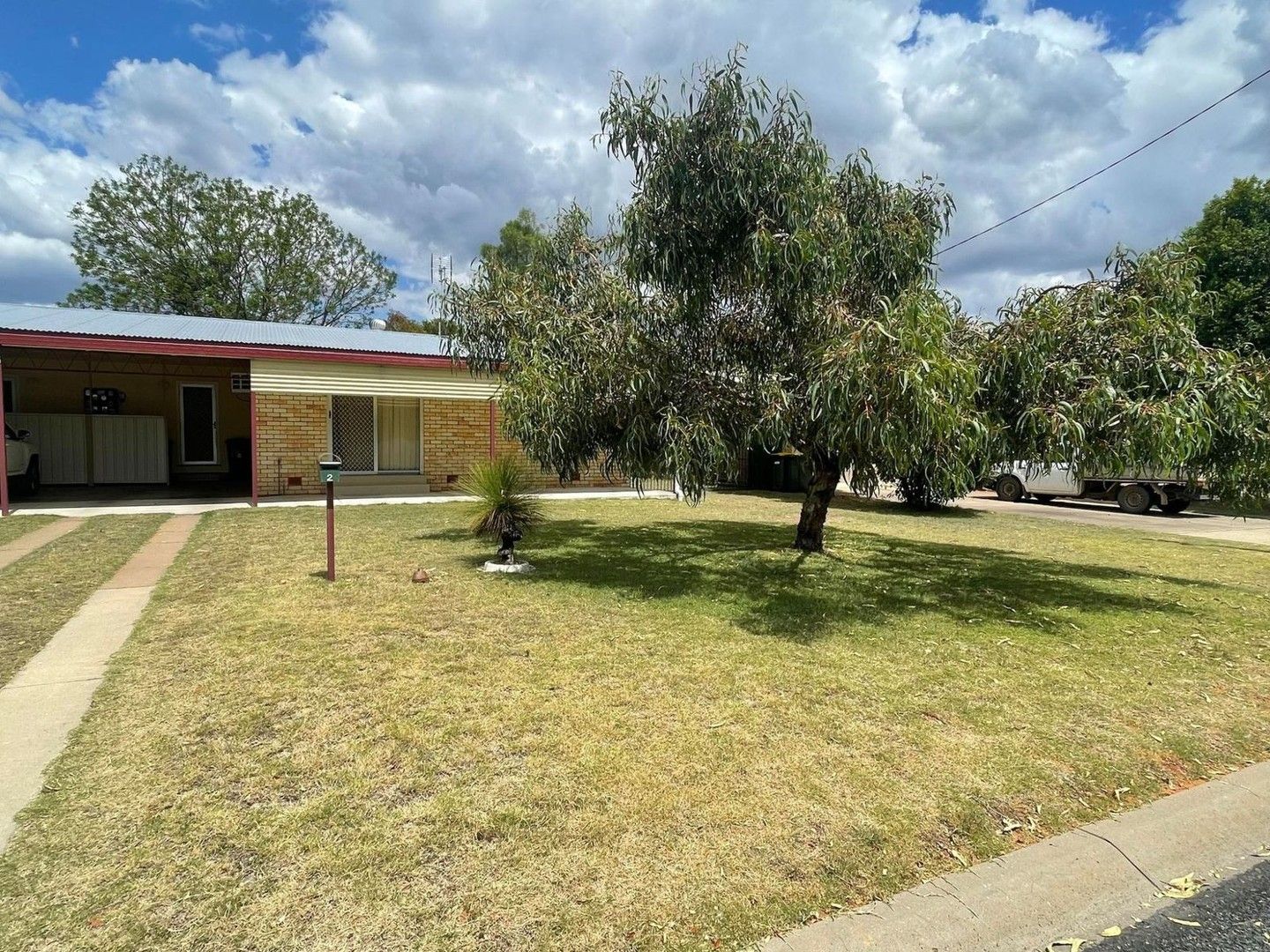 2 bedrooms Apartment / Unit / Flat in 2/23 Covington Street CHINCHILLA QLD, 4413