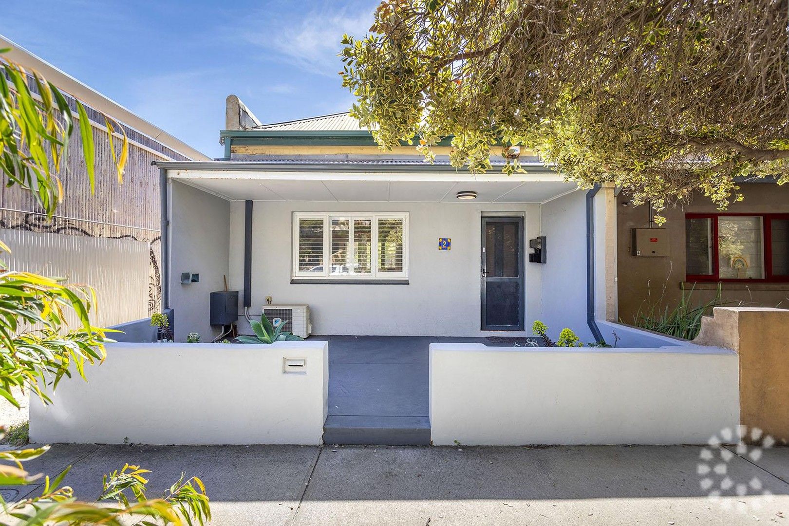 4 bedrooms House in 2 Price Street FREMANTLE WA, 6160
