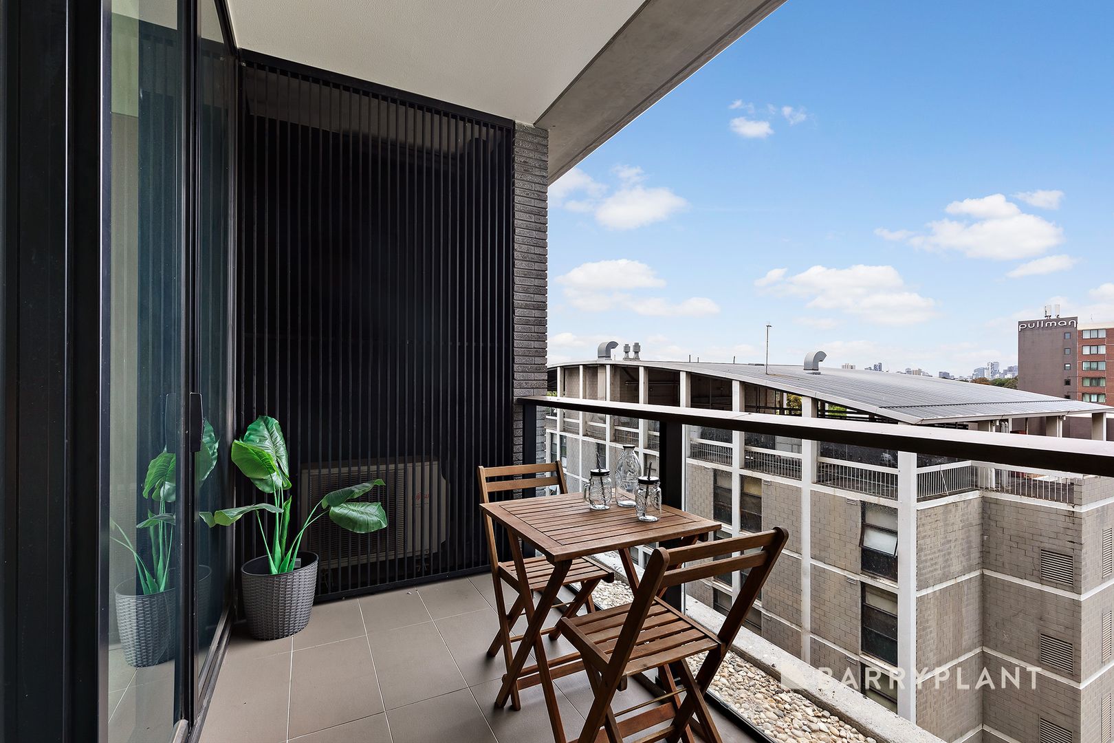 601/70 Queens Road, Melbourne VIC 3004, Image 2