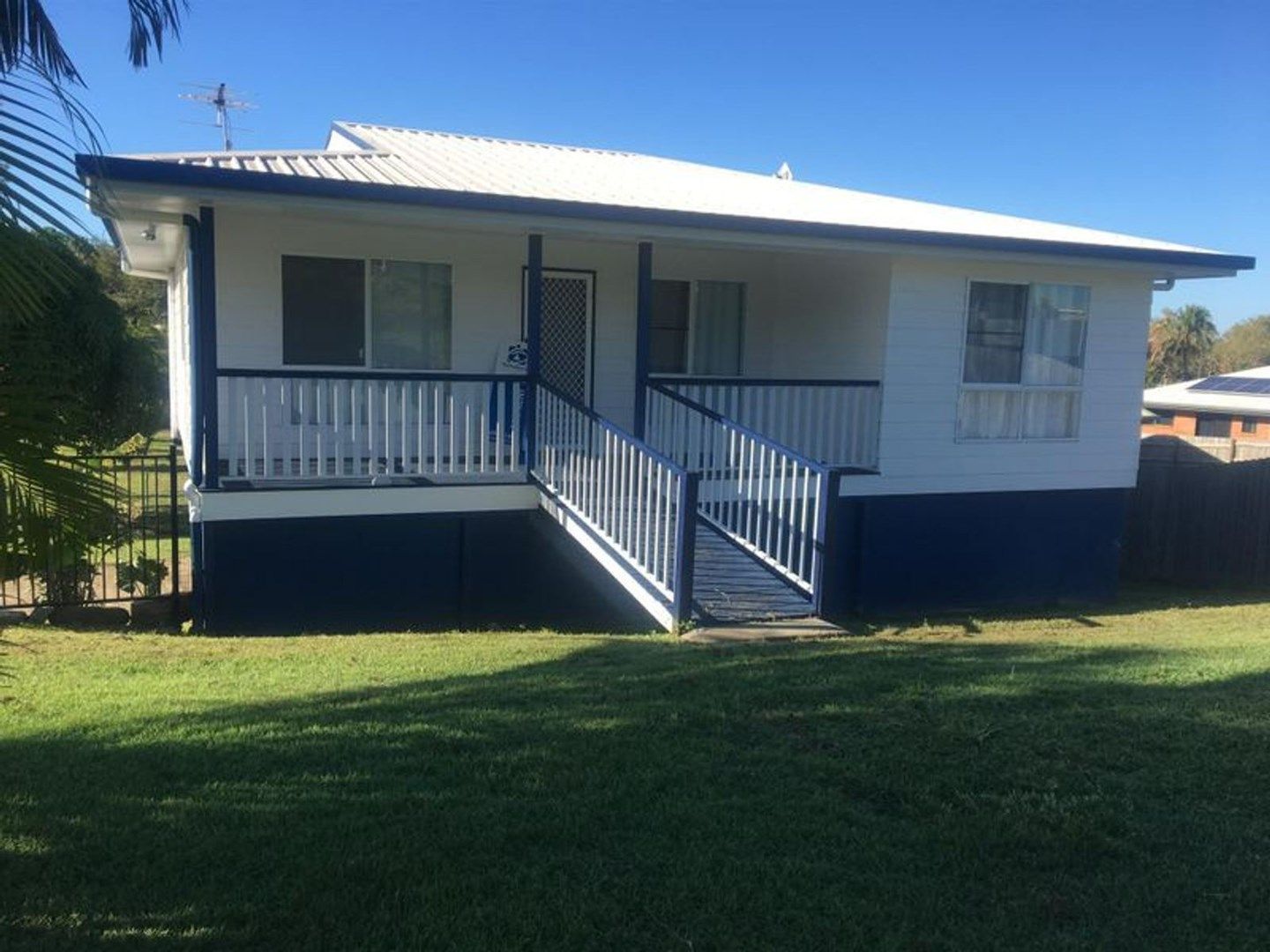 3 bedrooms House in 13 Campwin Beach Road CAMPWIN BEACH QLD, 4737