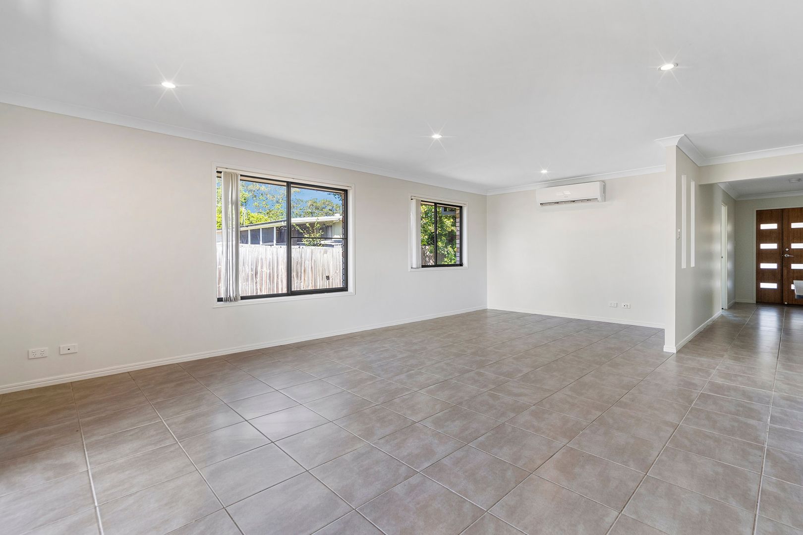 40 Pencarrow Crescent, Raceview QLD 4305, Image 2