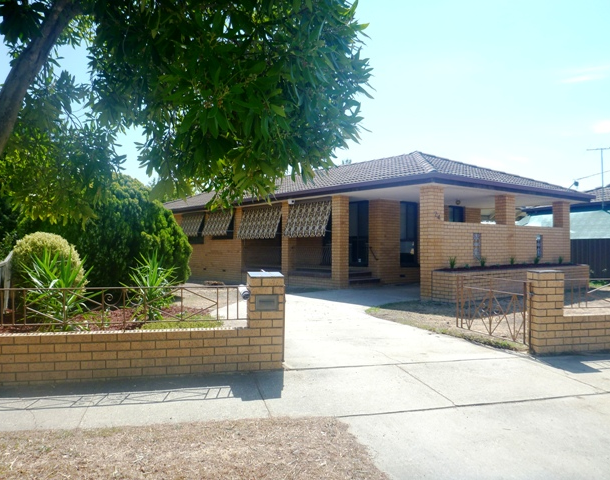 24 Mayfair Drive, West Wodonga VIC 3690