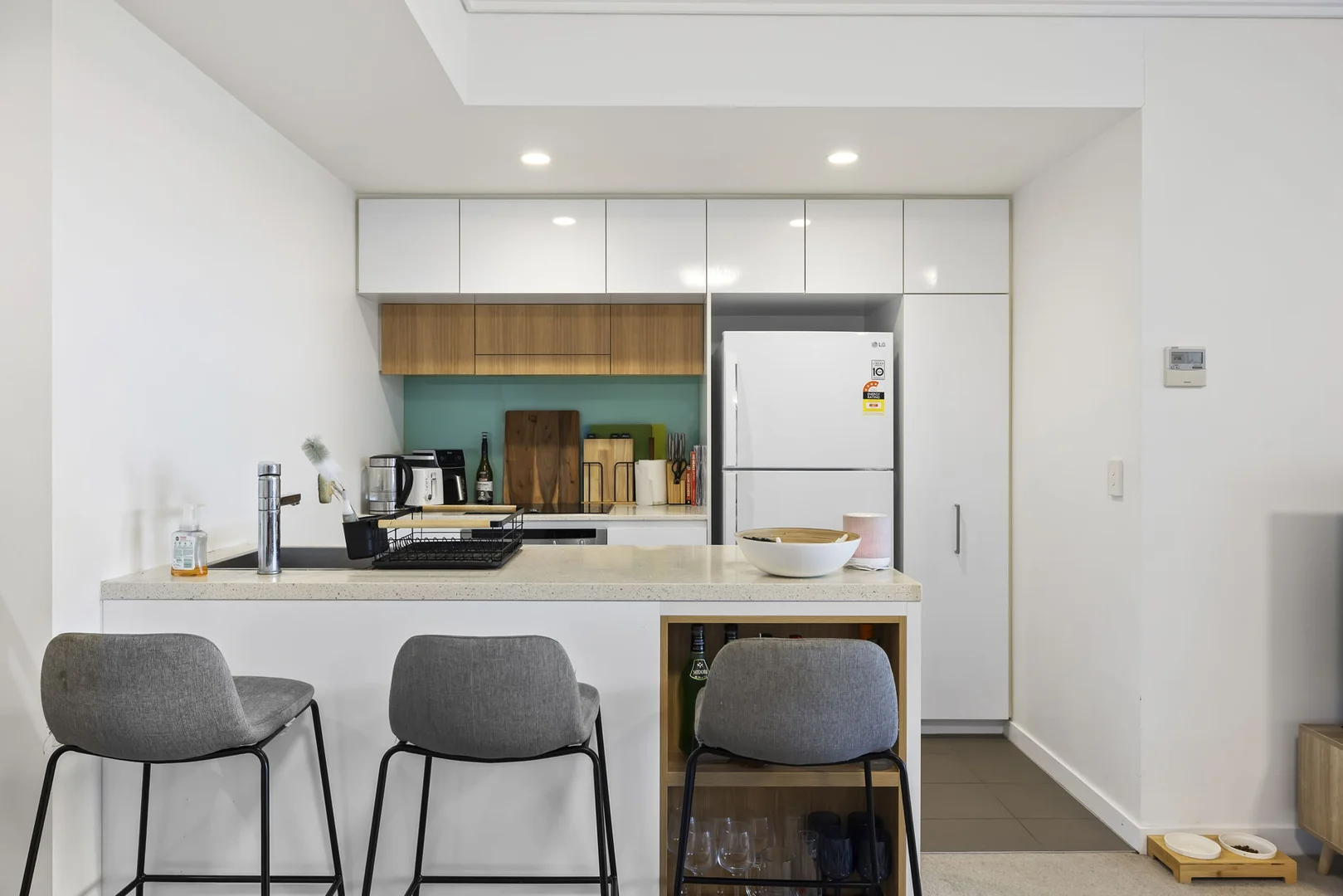 Additional image 4 of 401/113 Commercial Road, Teneriffe QLD 4005