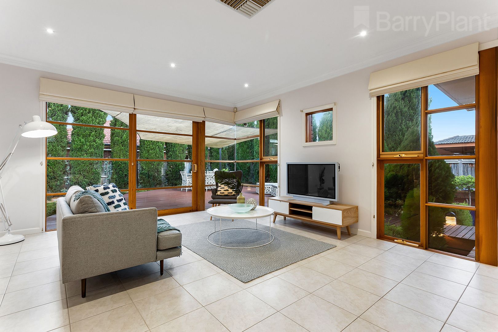 22 Buttercup Grove, Bundoora VIC 3083, Image 2