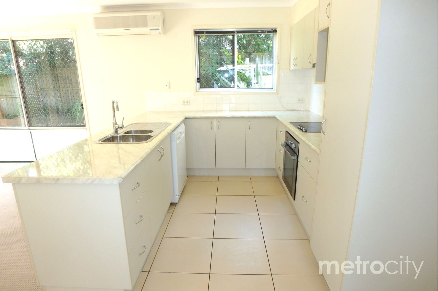 8/154 Norris Road, Bracken Ridge QLD 4017, Image 2