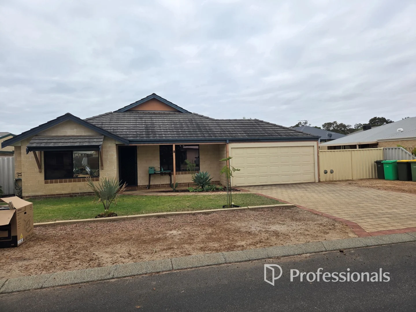 8 Jasmine Way, Glen Iris WA 6230