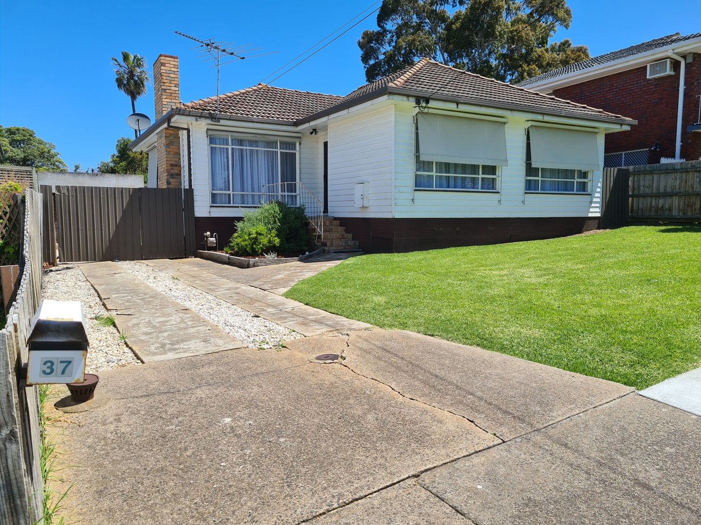 37 Braund Avenue, Bell Post Hill VIC 3215, Image 0