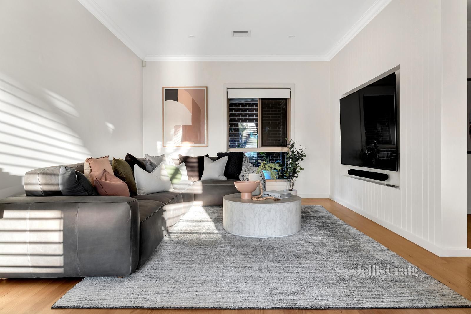 1/54 Watt Avenue, Oak Park VIC 3046, Image 2