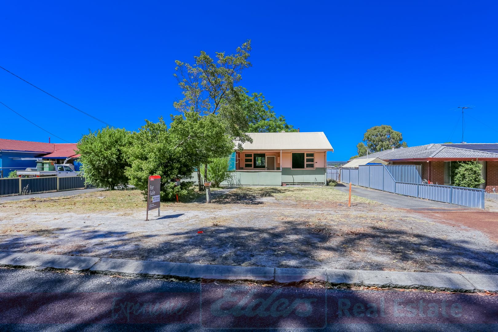 15 A & B Elouera Street, Collie WA 6225, Image 1