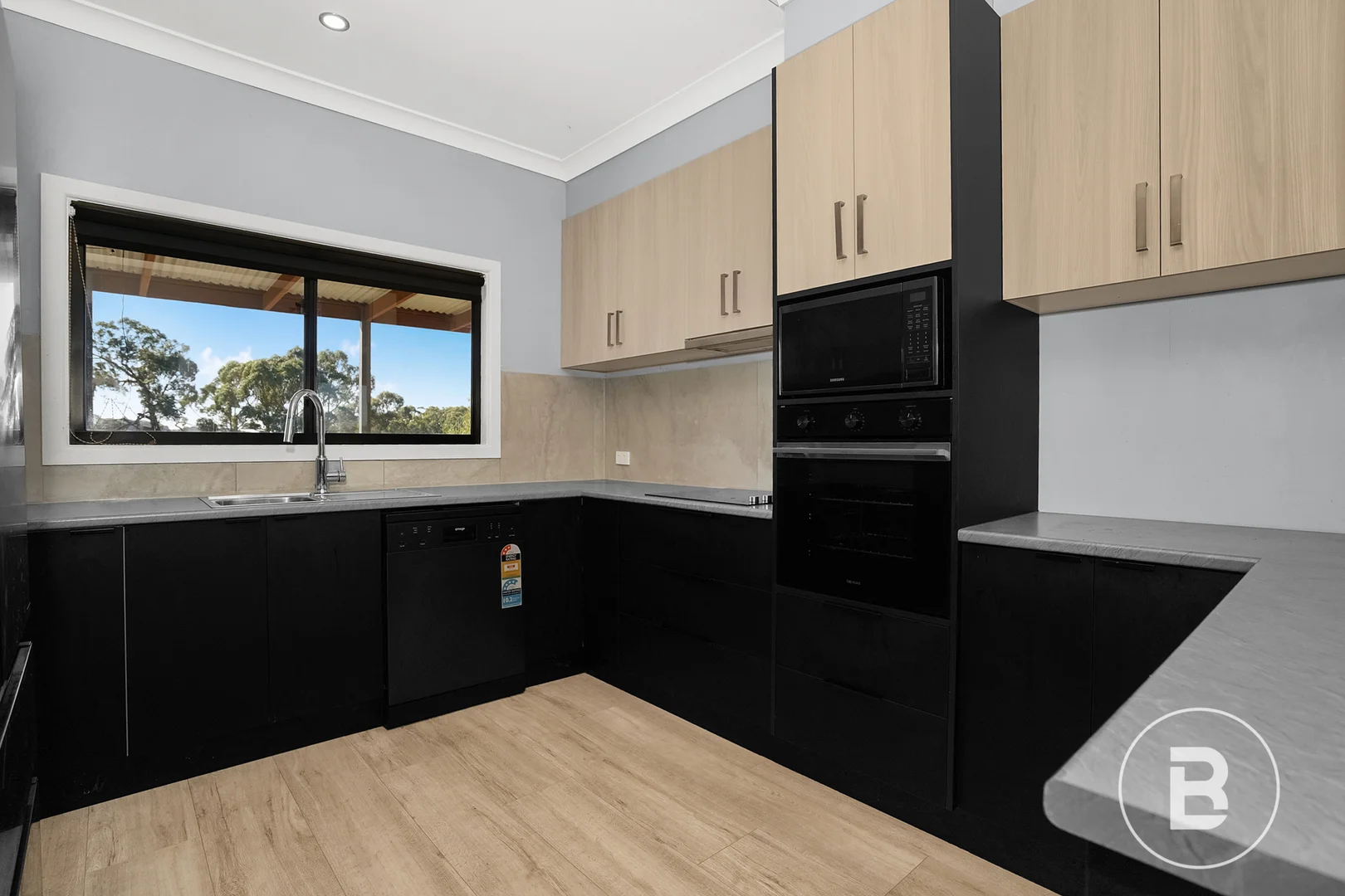Additional image 4 of 1 High Street, Beaufort VIC 3373