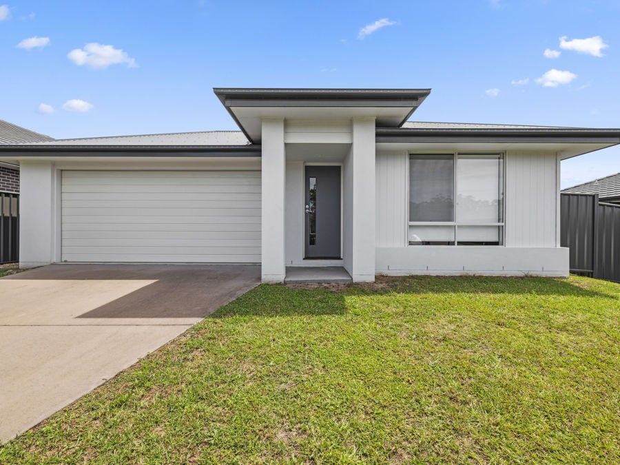 4 Rockpool Avenue, Sandy Beach NSW 2456, Image 0