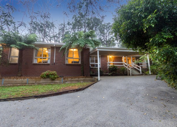 19 Priestley Crescent, Mount Evelyn VIC 3796