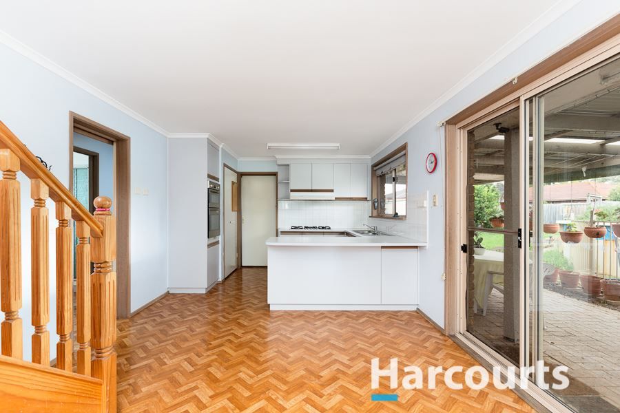 8 camdale close, Hampton Park VIC 3976, Image 2