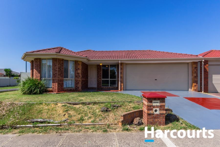 82 Scotsdale drive, Cranbourne East VIC 3977, Image 0