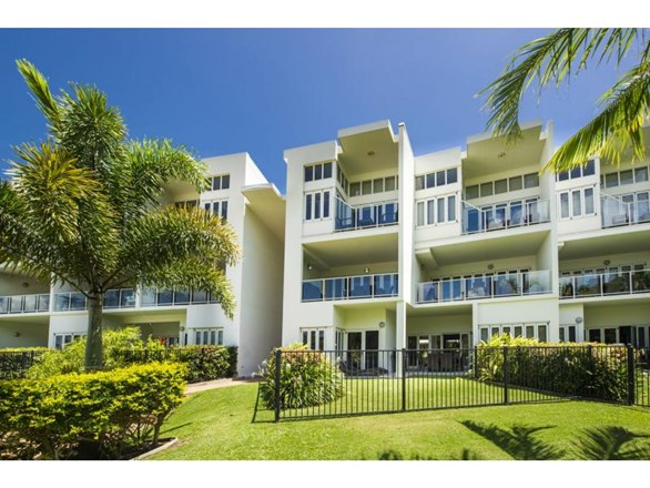 4/1-3 The Cove , Nelly Bay QLD 4819