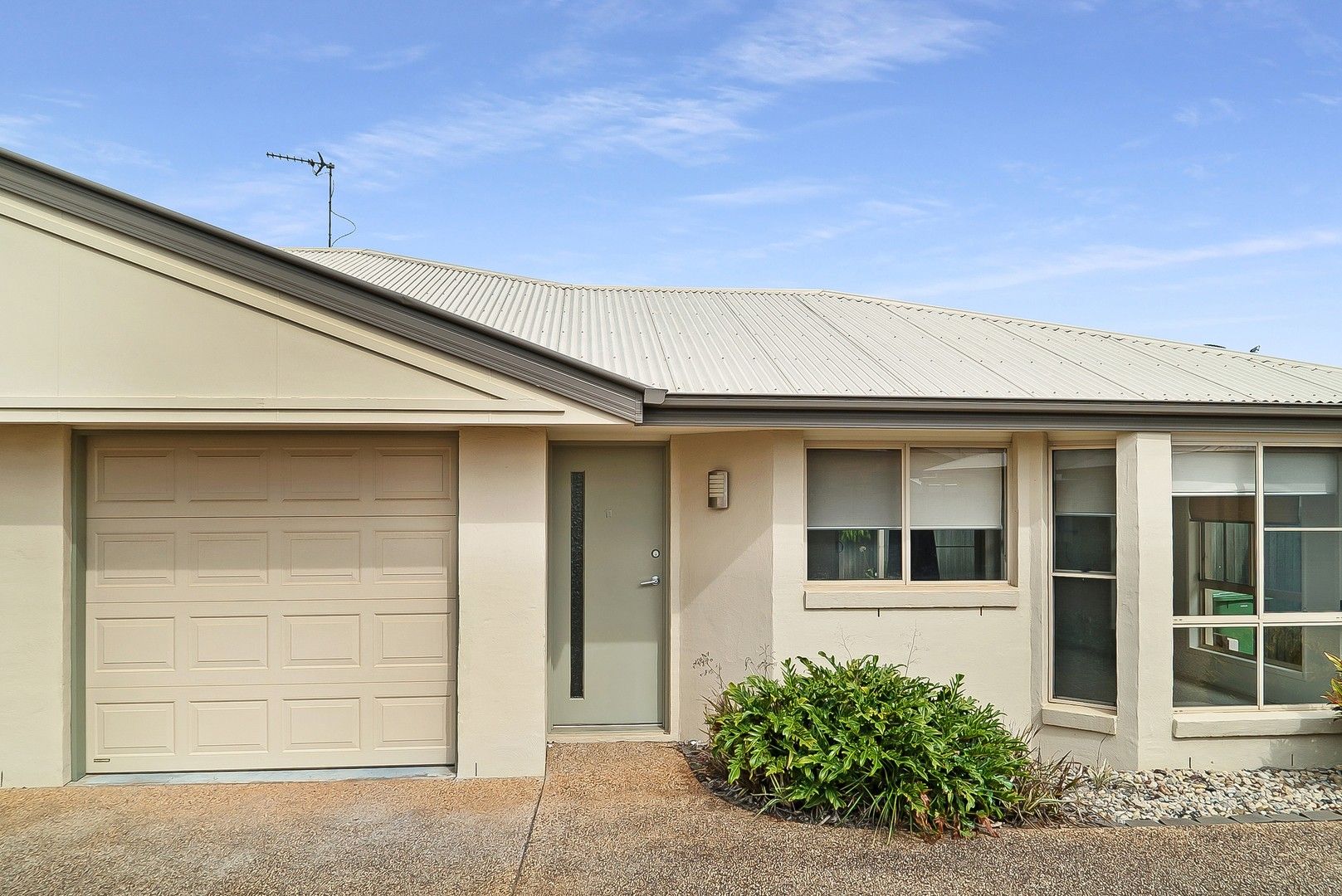 Unit 11/381 Greenwattle Street, Wilsonton QLD 4350, Image 0