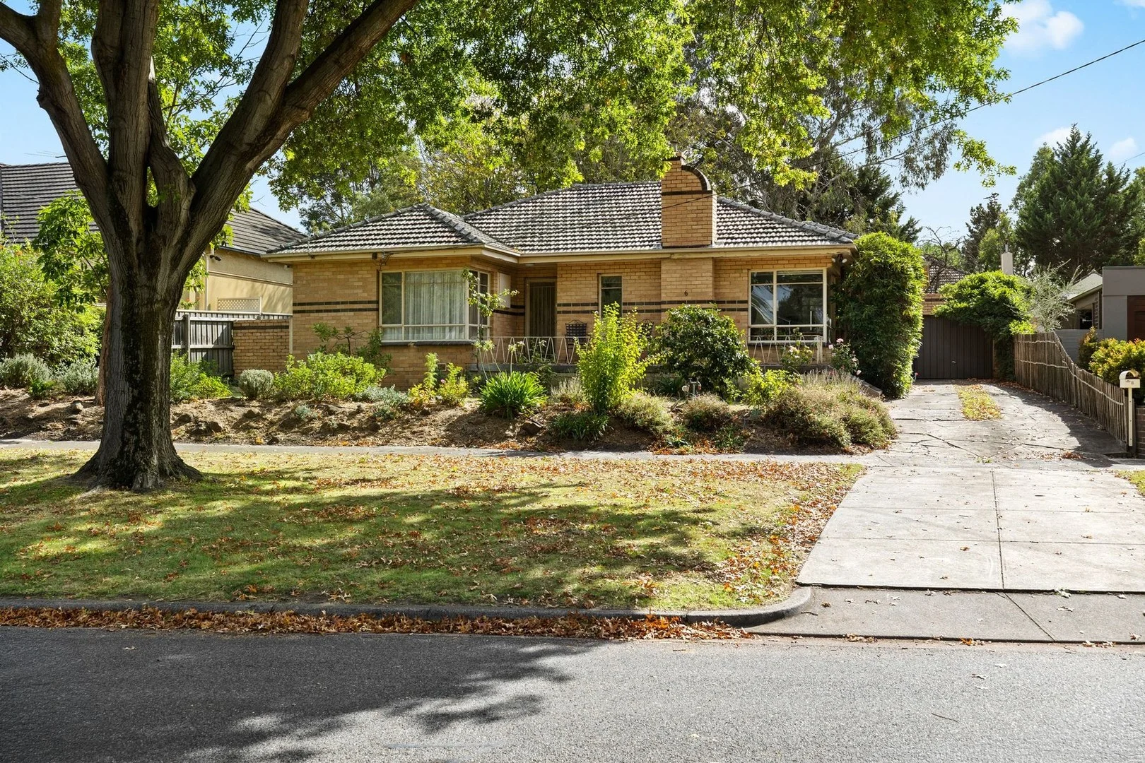 Primary image of 6 Edward Court, Ivanhoe VIC 3079