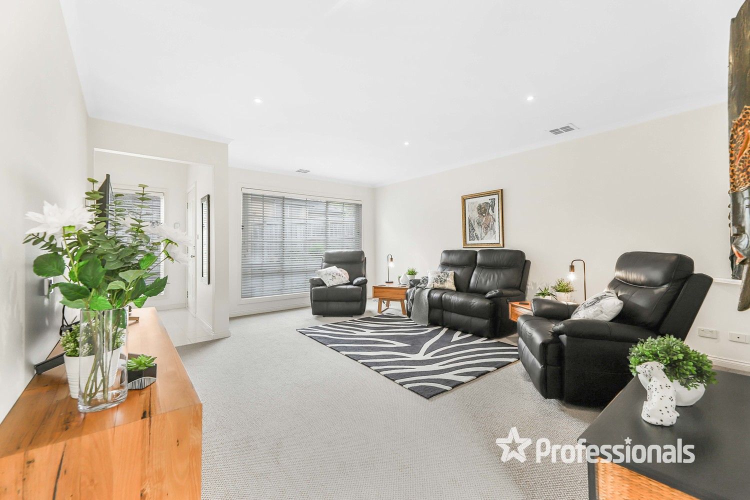 2/29 Bayswater Road, Croydon VIC 3136, Image 2