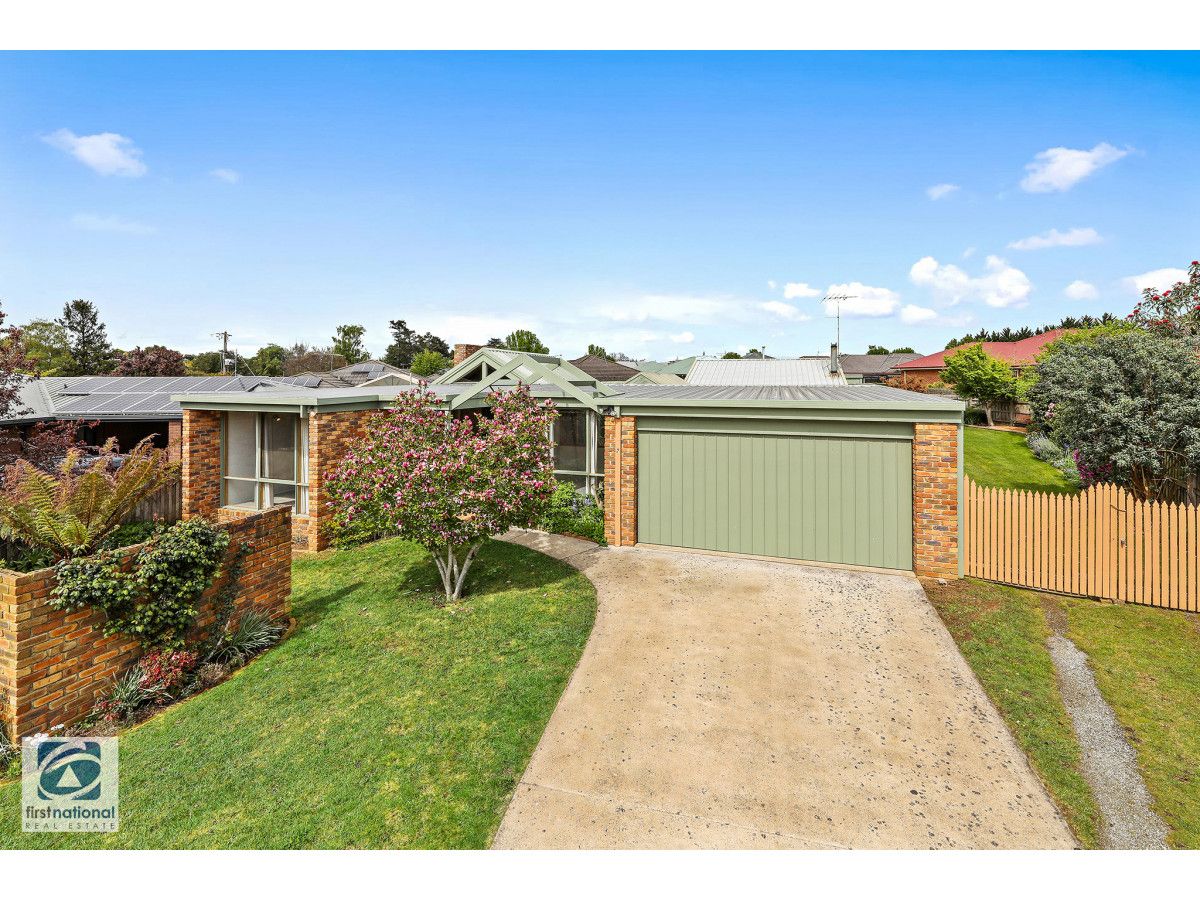 2 Wattle Court, Warragul VIC 3820, Image 2