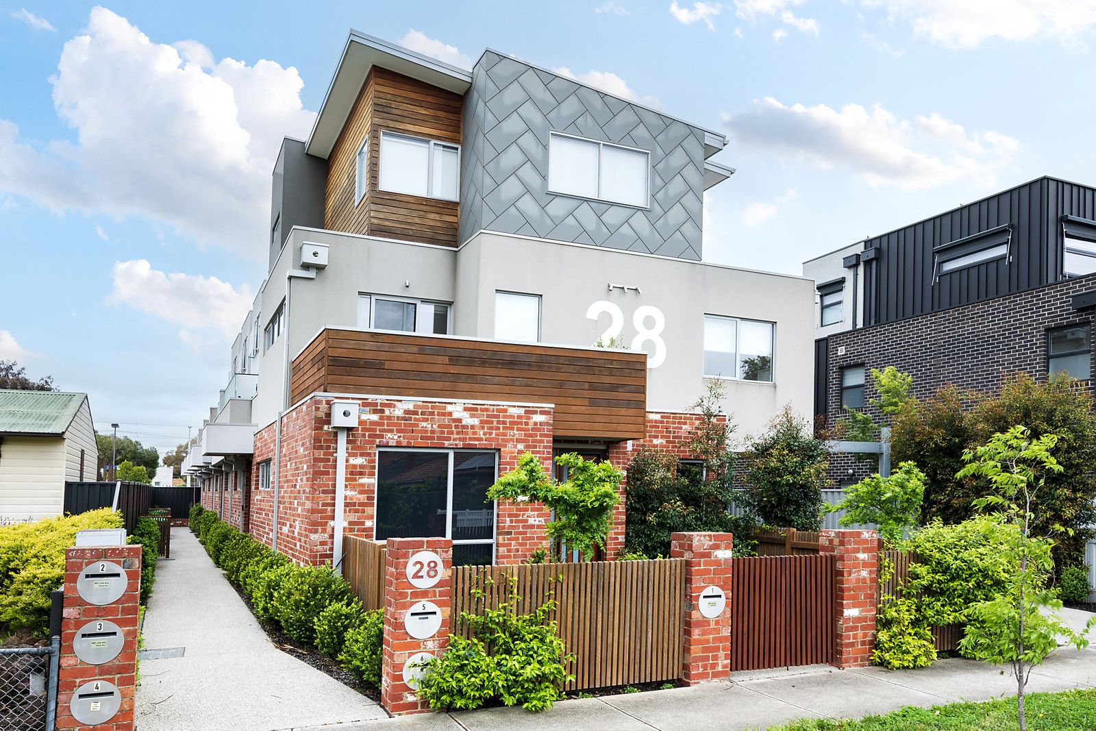 2 bedrooms Townhouse in 2/28 Lorensen Avenue COBURG NORTH VIC, 3058