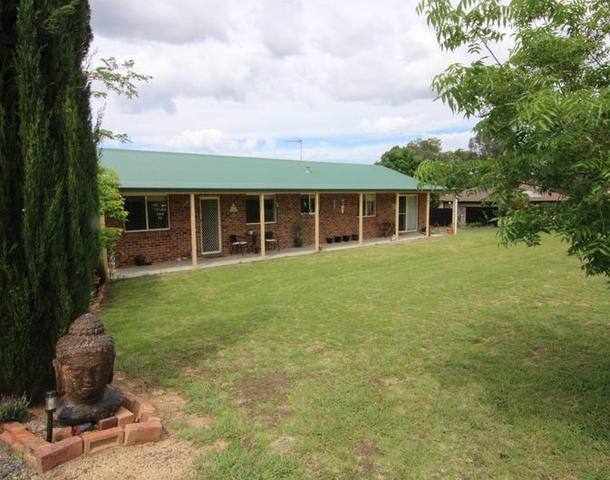 5 Delvyn Drive, Inverell NSW 2360