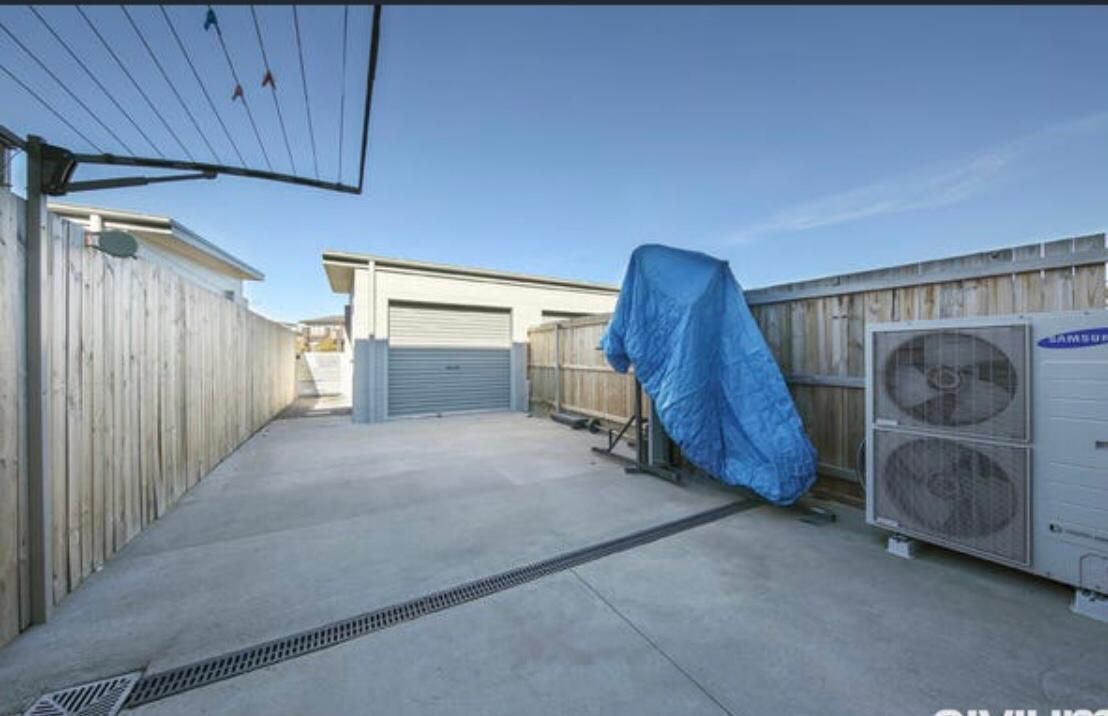 2D Avenal Street, Crace ACT 2911 Townhouse For Rent Domain