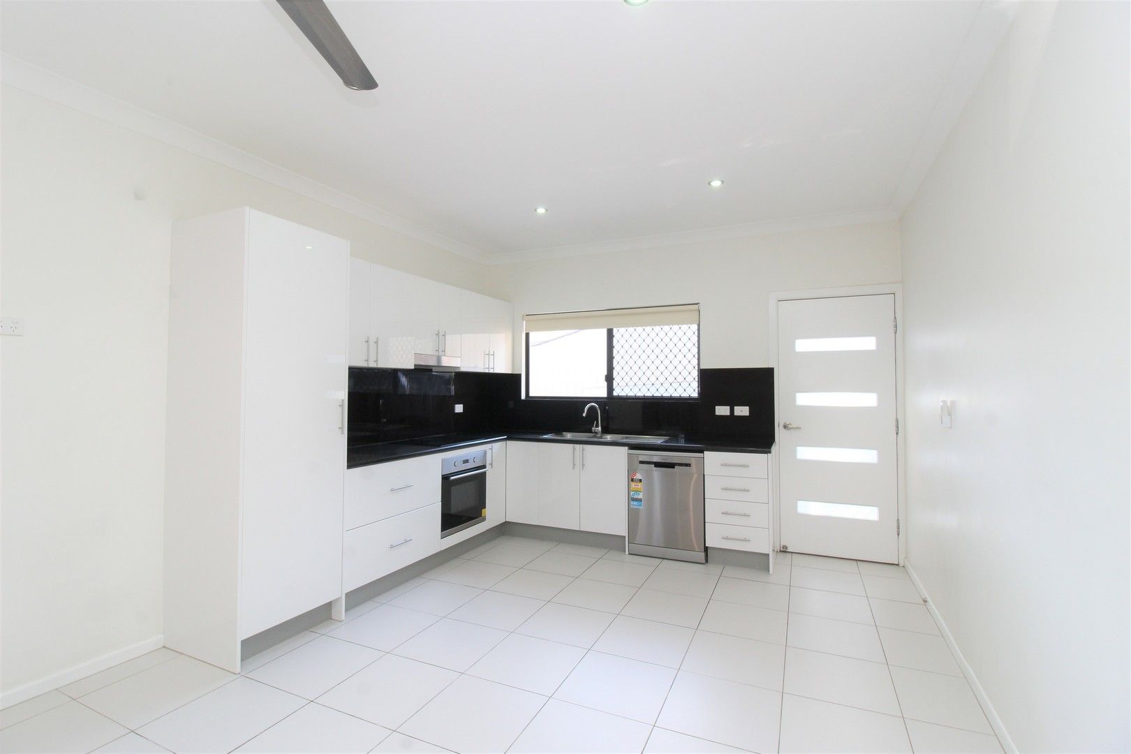 3 bedrooms Apartment / Unit / Flat in Unit 1/64 Simpson St MOUNT ISA QLD, 4825