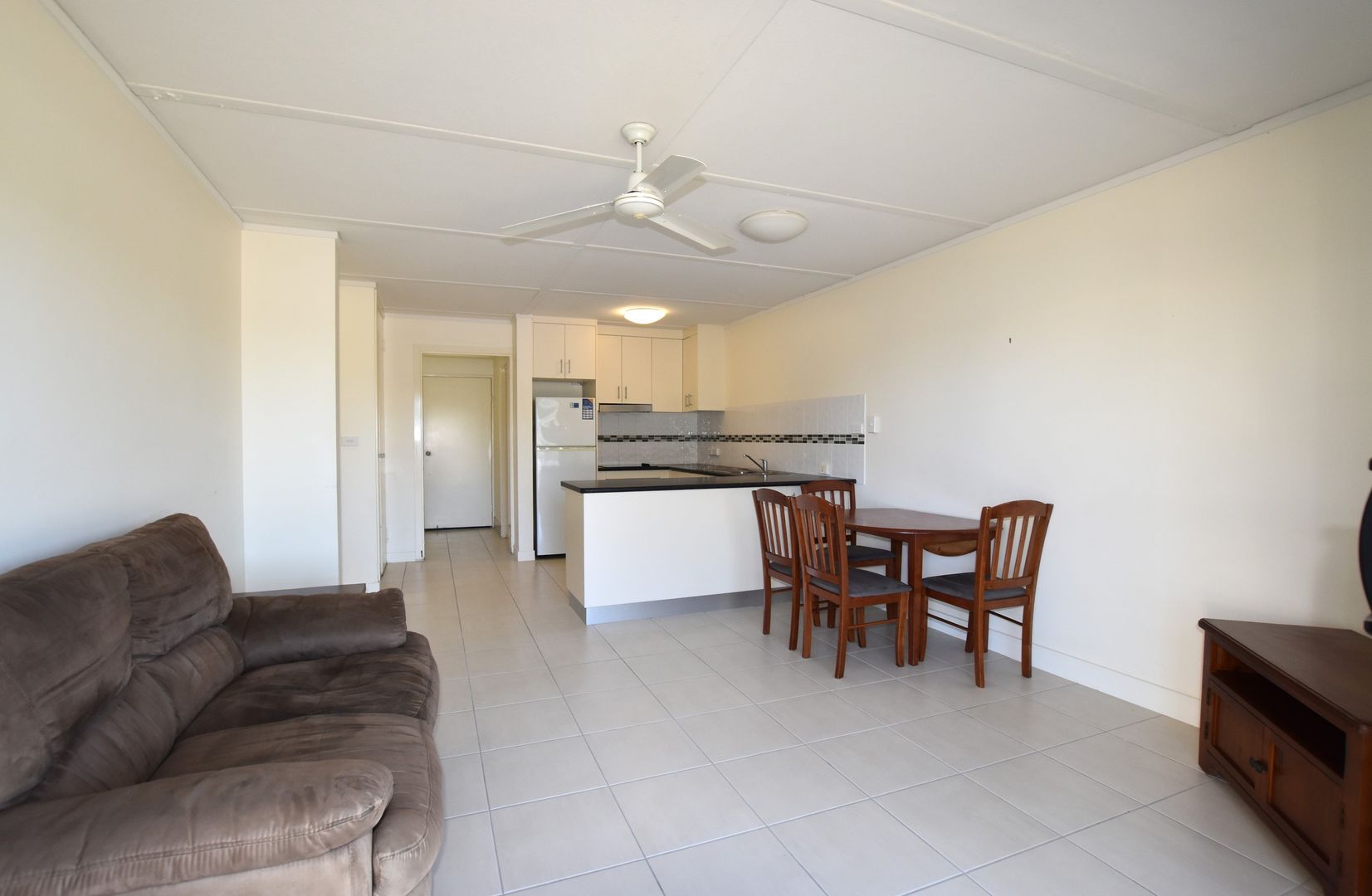 4/35 Butler Street, New Auckland QLD 4680, Image 2