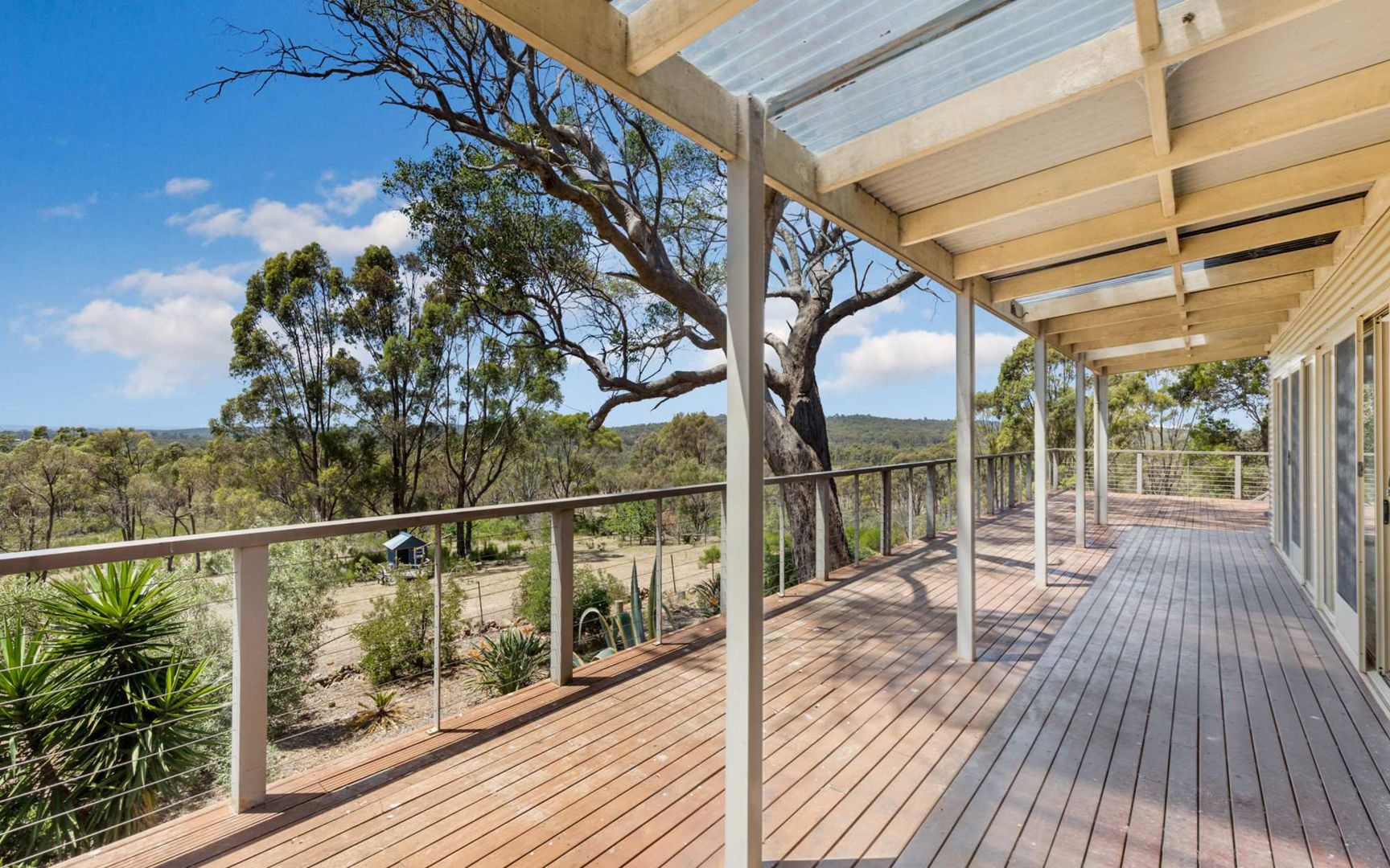 137 Youngs Lane, Heathcote VIC 3523, Image 2