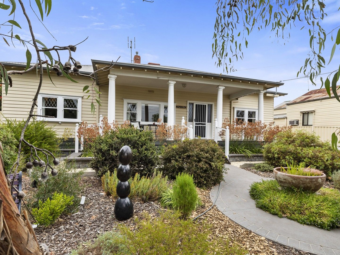 4 bedrooms House in 84 High Street SEYMOUR VIC, 3660