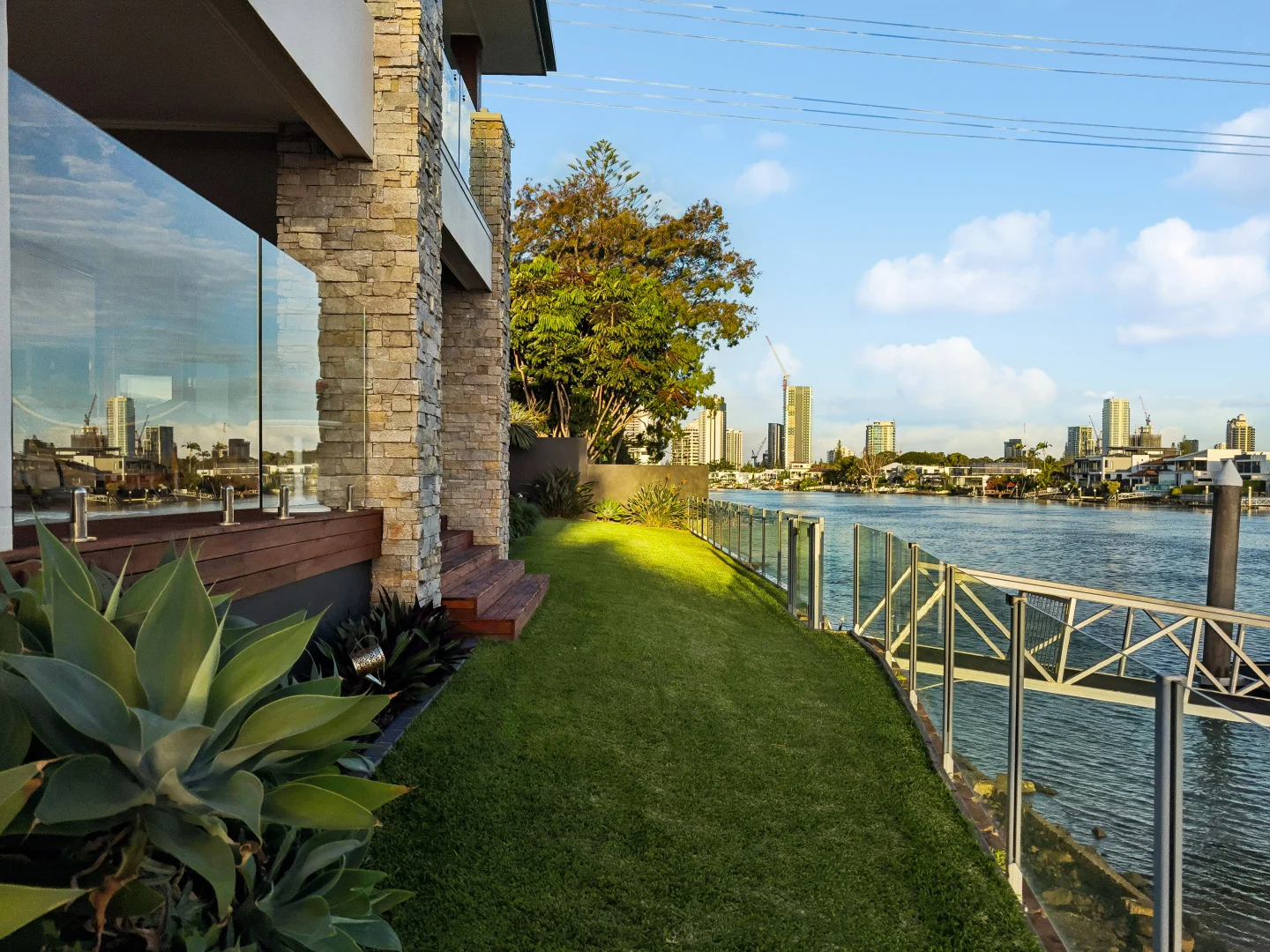 Additional image 32 of 23 Etna Street, Isle Of Capri QLD 4217