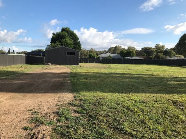 57 Macinnes Street, Holbrook NSW 2644, Image 2