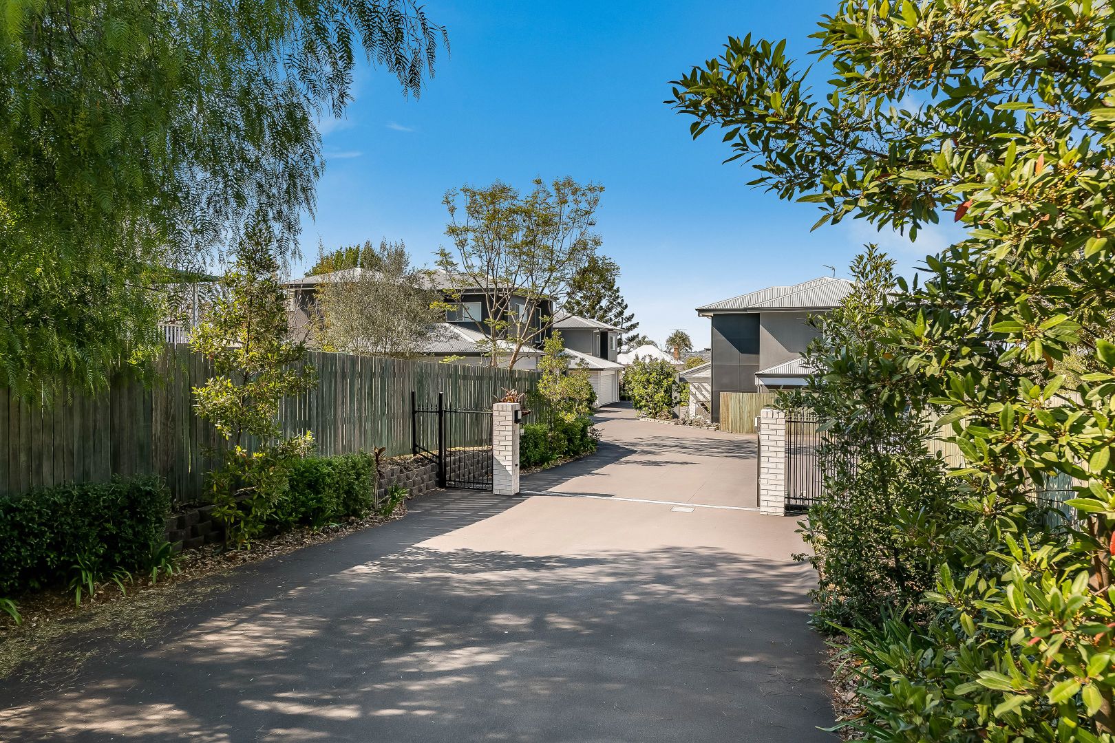 1/10 Spieker Street, Mount Lofty QLD 4350, Image 2