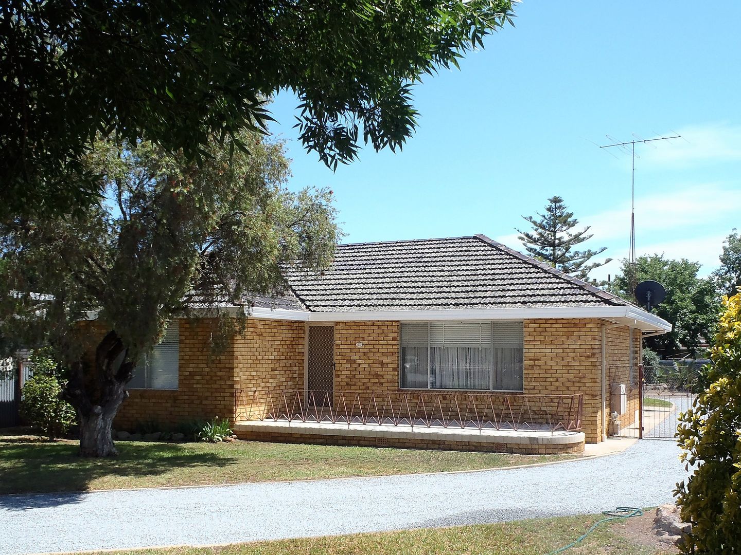23 Elberta Street, Leeton Property History & Address Research Domain