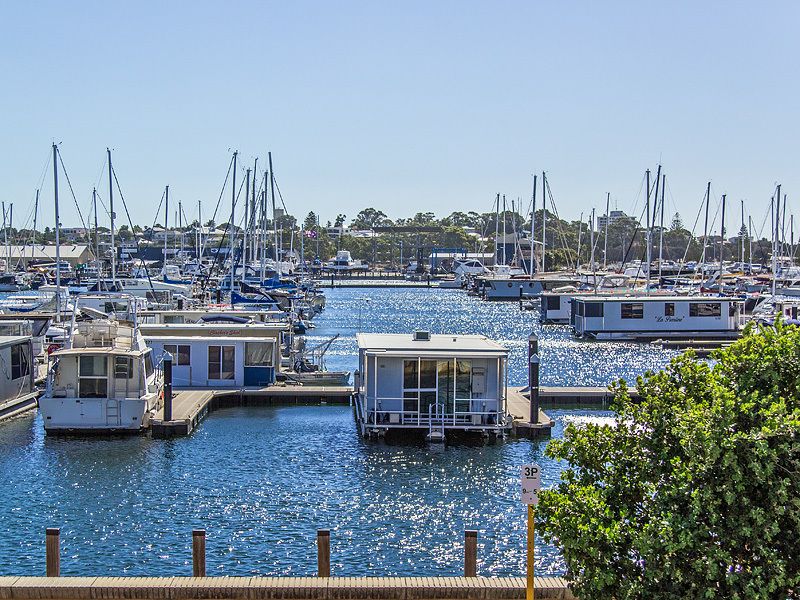 Unit 2/1 Breakwater Parade, Mandurah WA 6210, Image 1