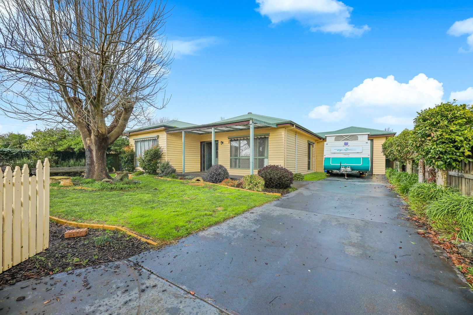 4 bedrooms House in 5 Market Street YARRAGON VIC, 3823