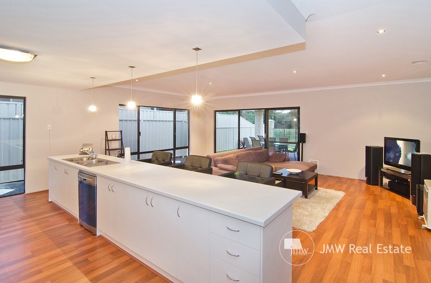 30 Indooroopilly Crescent, Dunsborough WA 6281, Image 1