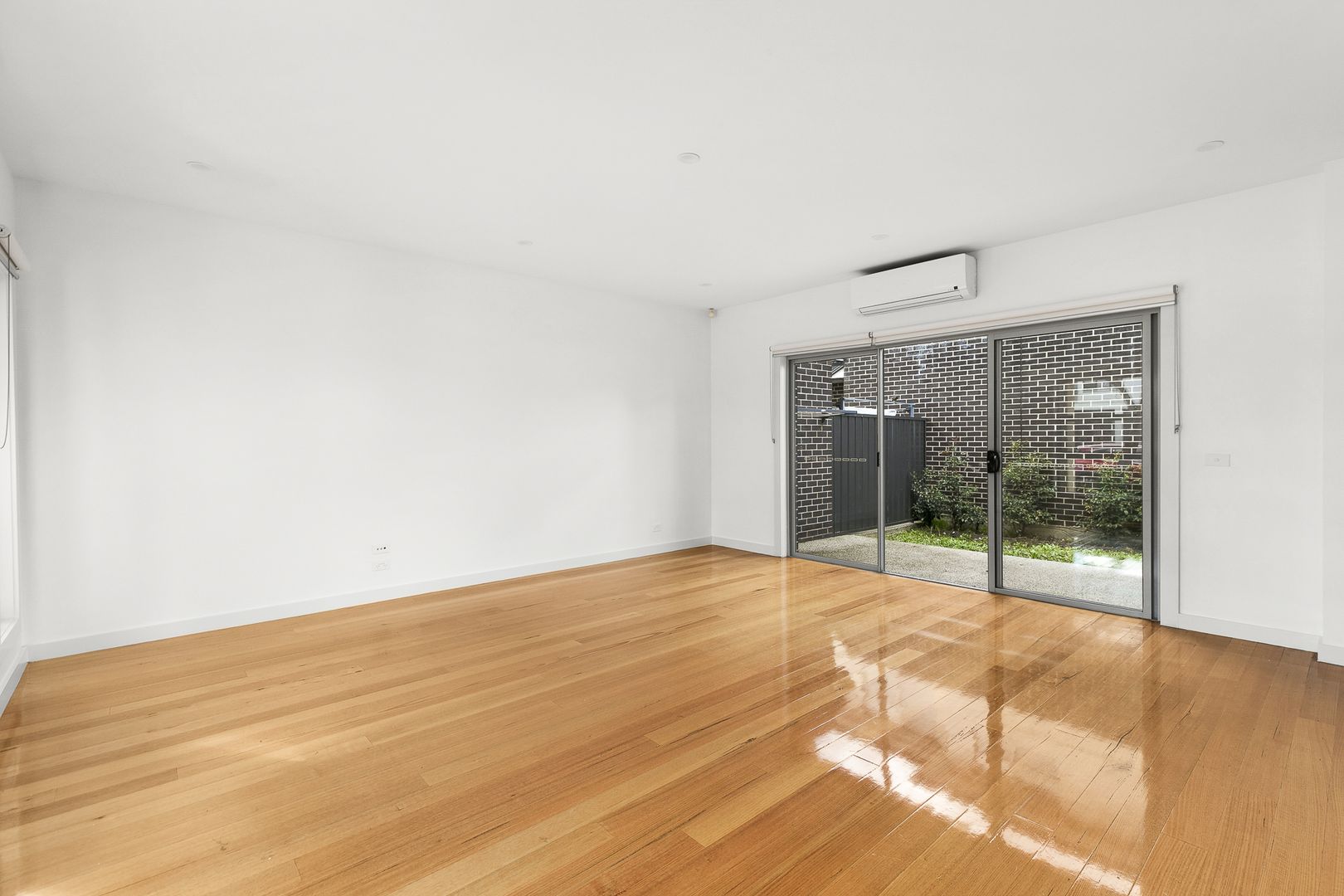 2/2 South Box Court, Hadfield VIC 3046, Image 1