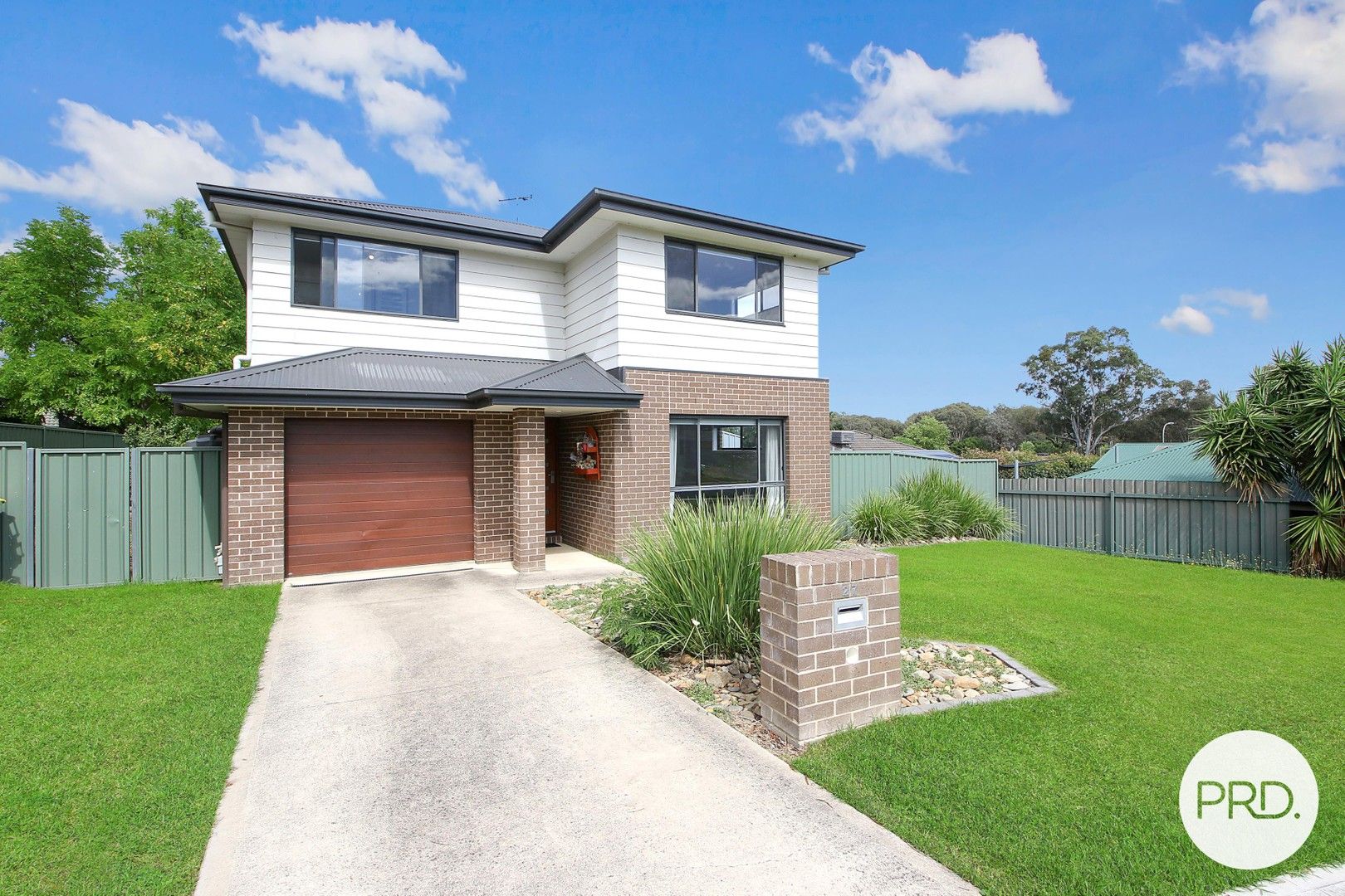 3 bedrooms House in 27 Hickory Street THURGOONA NSW, 2640