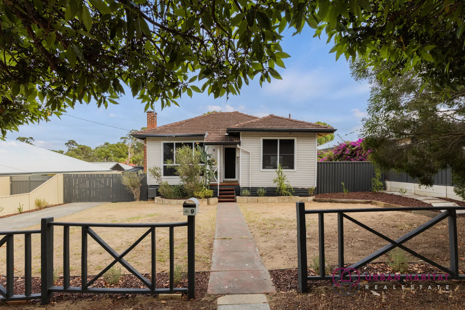 9 Cowcher Way West, Medina WA 6167