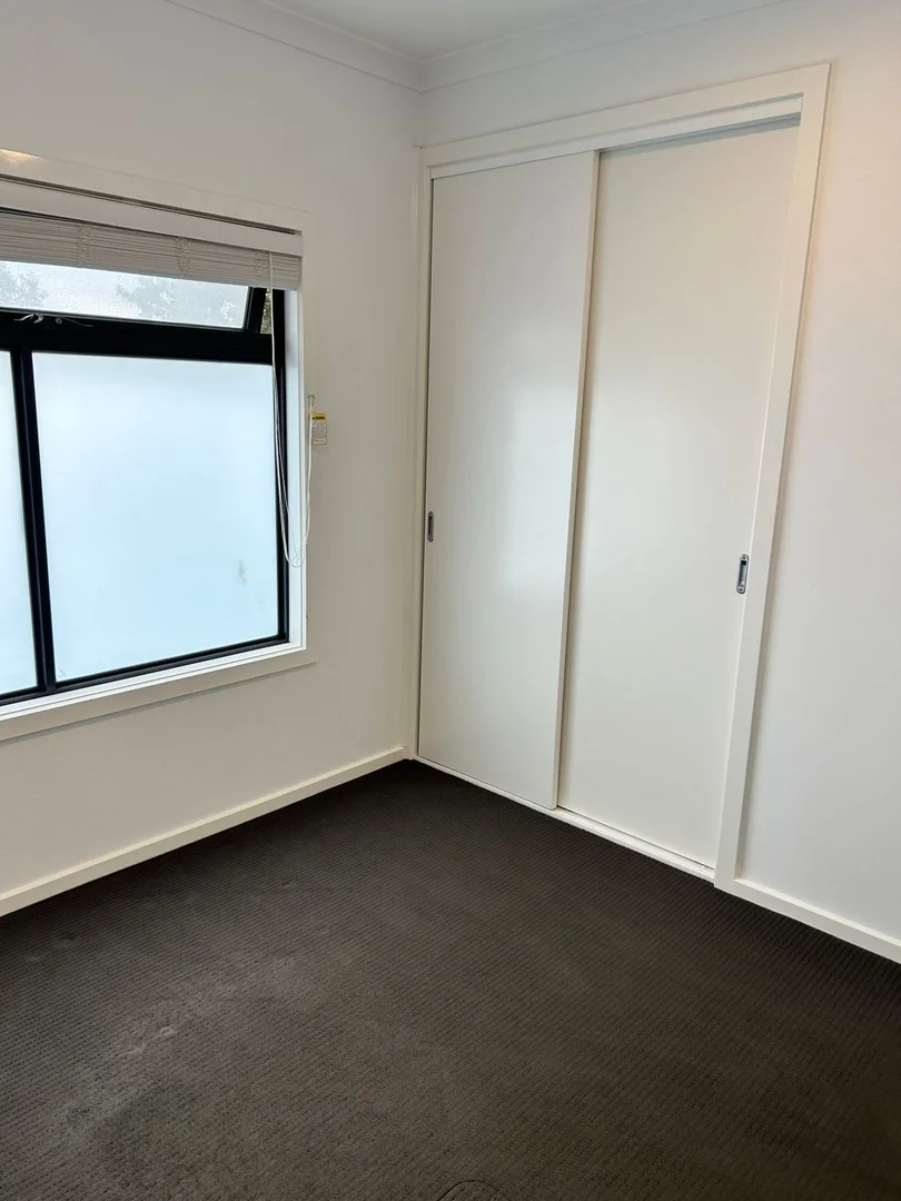 Additional image 15 of 2/5 Dubbo Street, Albion VIC 3020