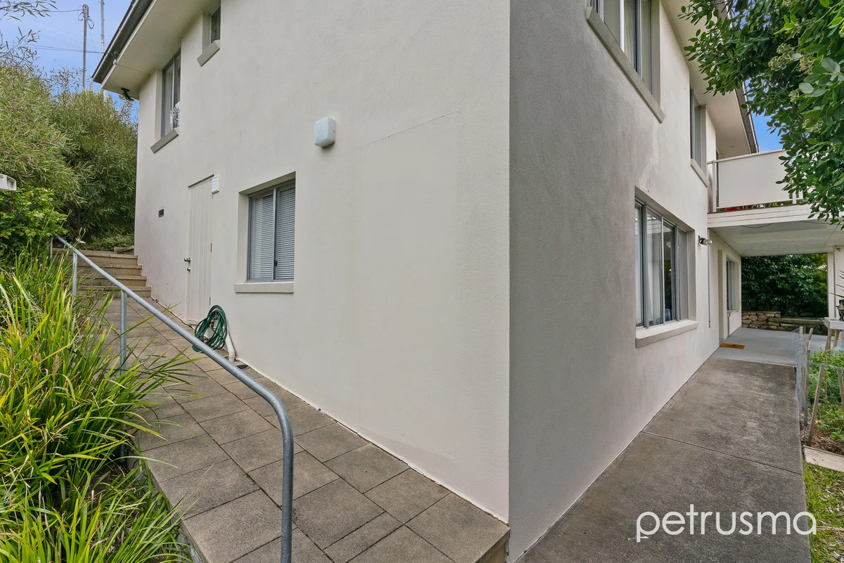 Additional image 20 of 2/323 Churchill Avenue, Sandy Bay TAS 7005