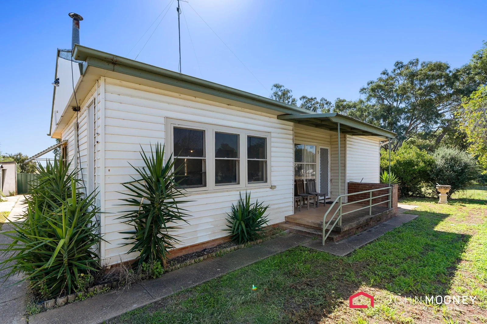 Additional image 3 of 9 Urana Street, Lockhart NSW 2656
