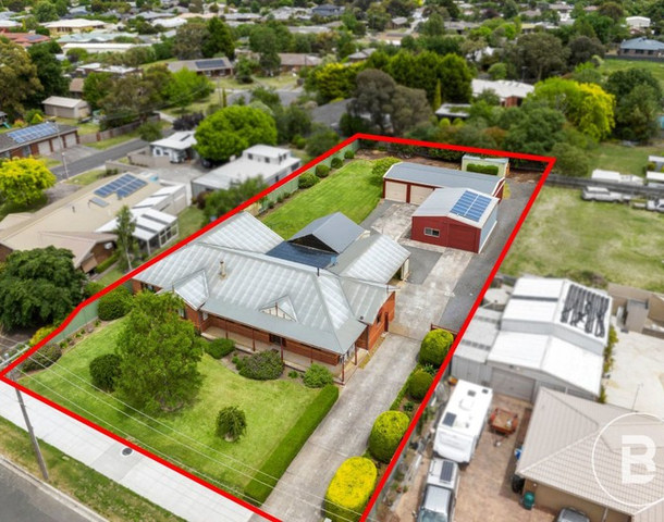 2 Banyule Drive, Delacombe VIC 3356