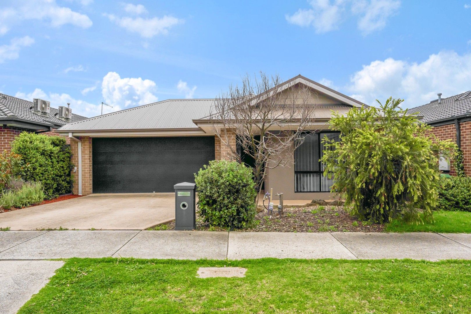 17 Verve Circuit, Cranbourne West VIC 3977, Image 0