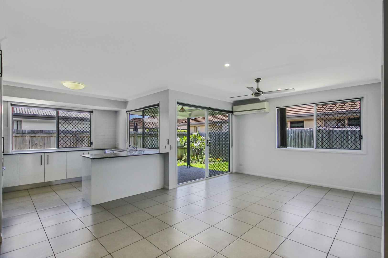 3 bedrooms Apartment / Unit / Flat in 56b Liekefett Way MERIDAN PLAINS QLD, 4551